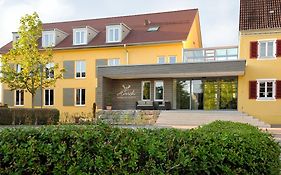 Hirsch - Das Ellwanger Landhotel Ellwangen 3*